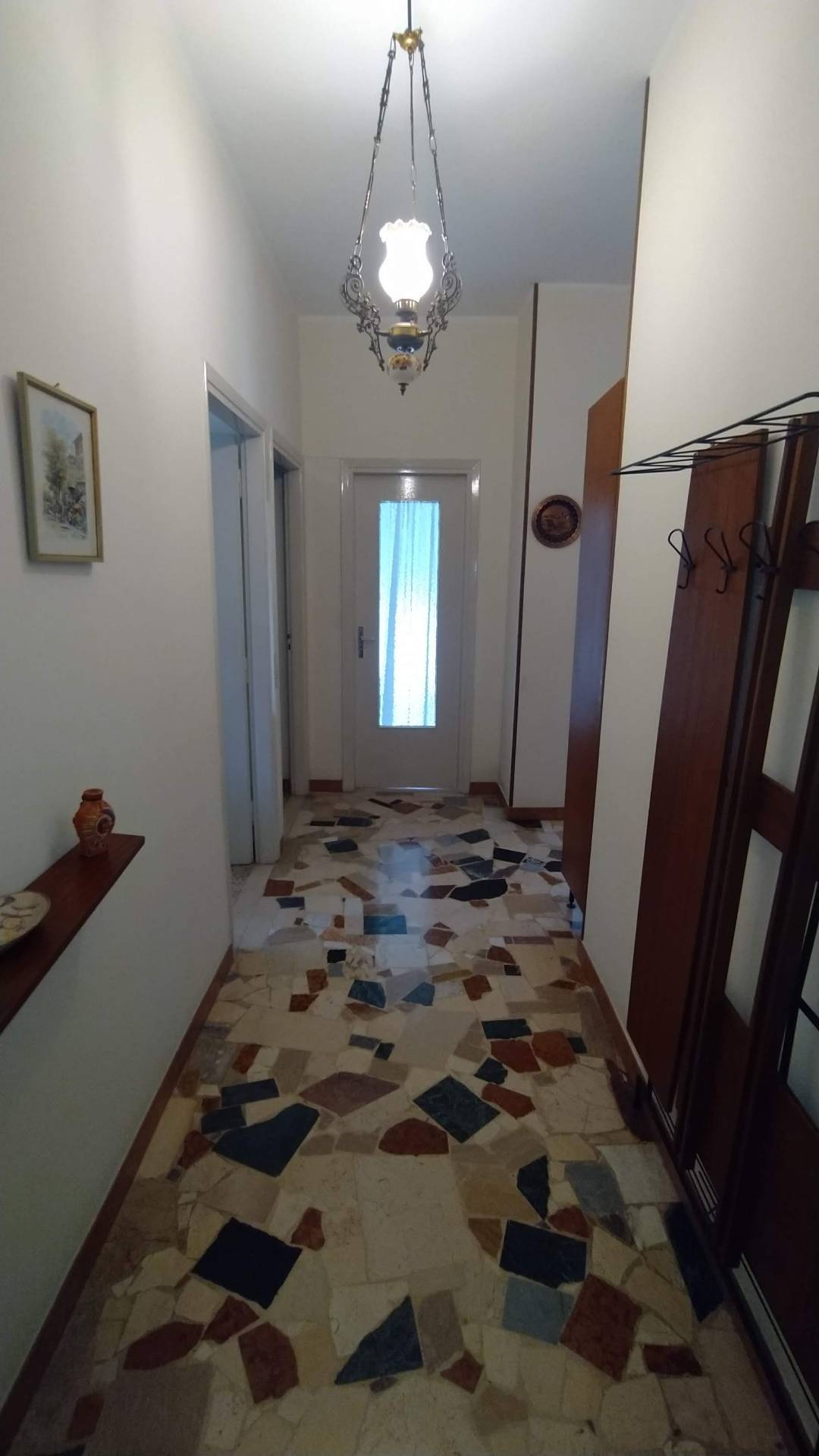 Appartamento in vendita a Casale Monferrato, 4 locali, prezzo € 55.000 | PortaleAgenzieImmobiliari.it