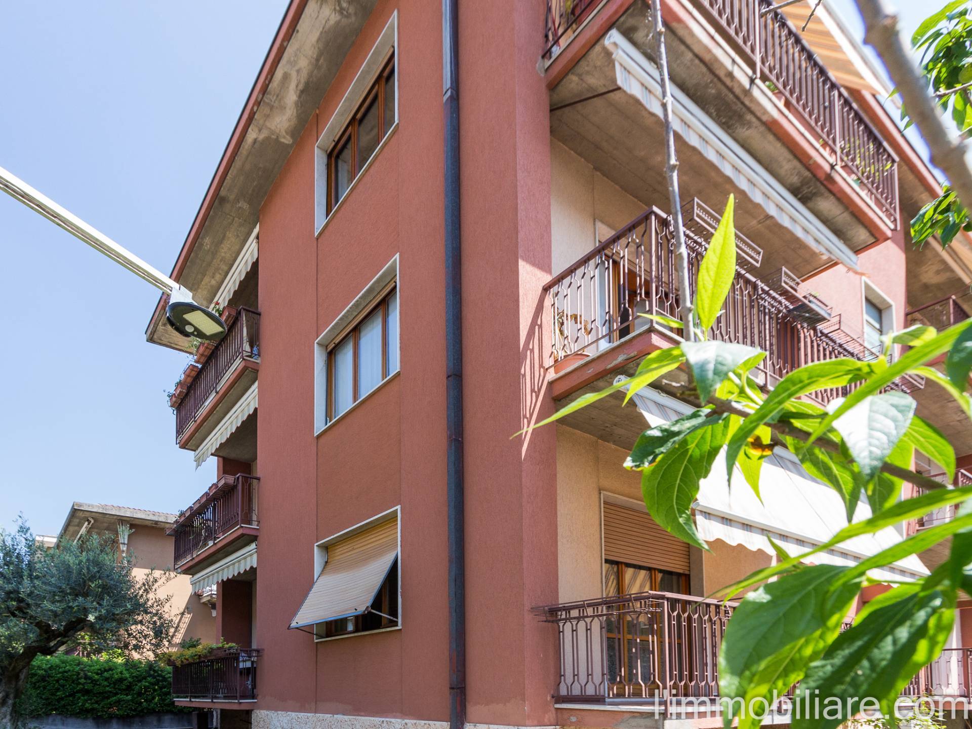 Appartamento in affitto a Verona, 5 locali, zona Zona: 5 . Quinzano - Pindemonte - Ponte Crencano - Valdonega - Avesa , prezzo € 900 | CambioCasa.it