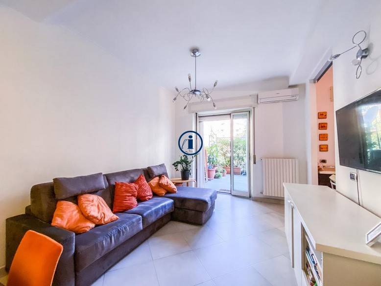 Appartamento in vendita a Napoli, 3 locali, zona Località: Vomero, prezzo € 569.000 | PortaleAgenzieImmobiliari.it