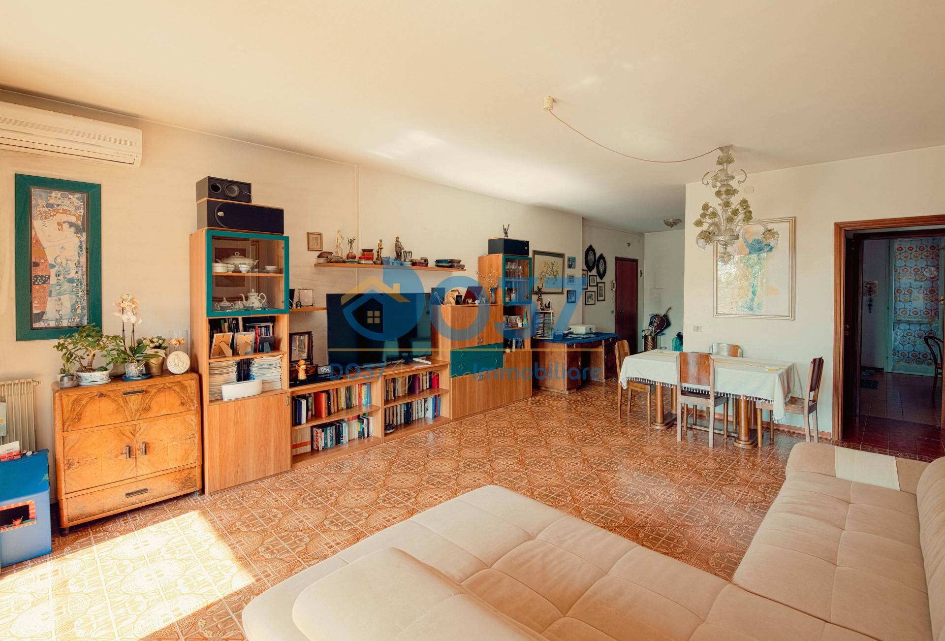 Appartamento in vendita a Correggio, 5 locali, prezzo € 119.000 | PortaleAgenzieImmobiliari.it