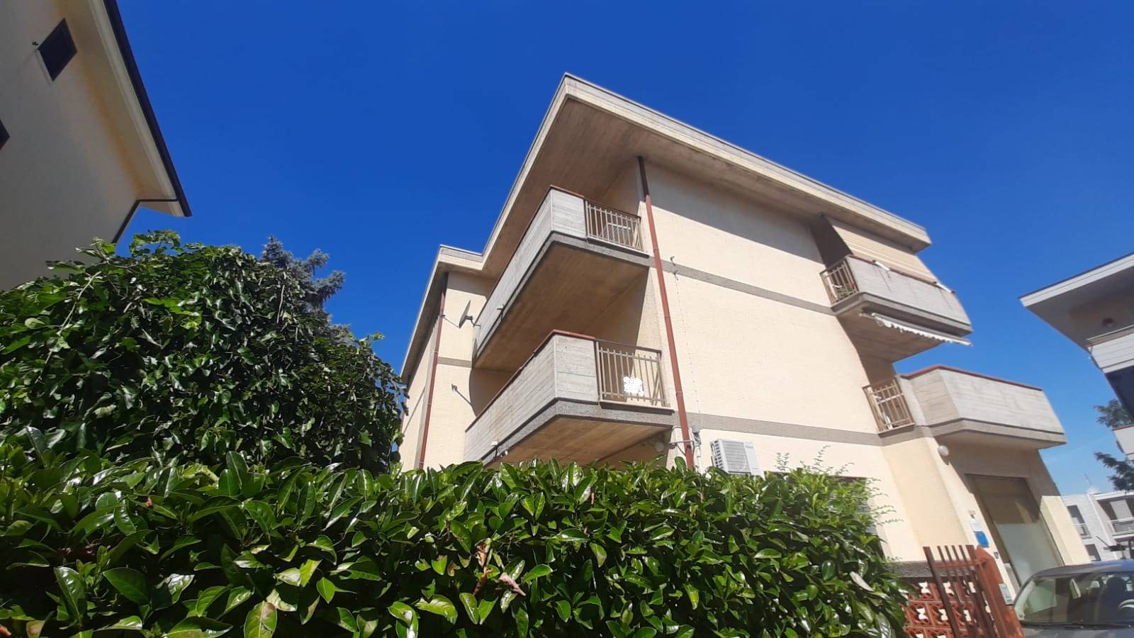 Appartamento in vendita a Mosciano Sant'Angelo, 6 locali, prezzo € 125.000 | PortaleAgenzieImmobiliari.it