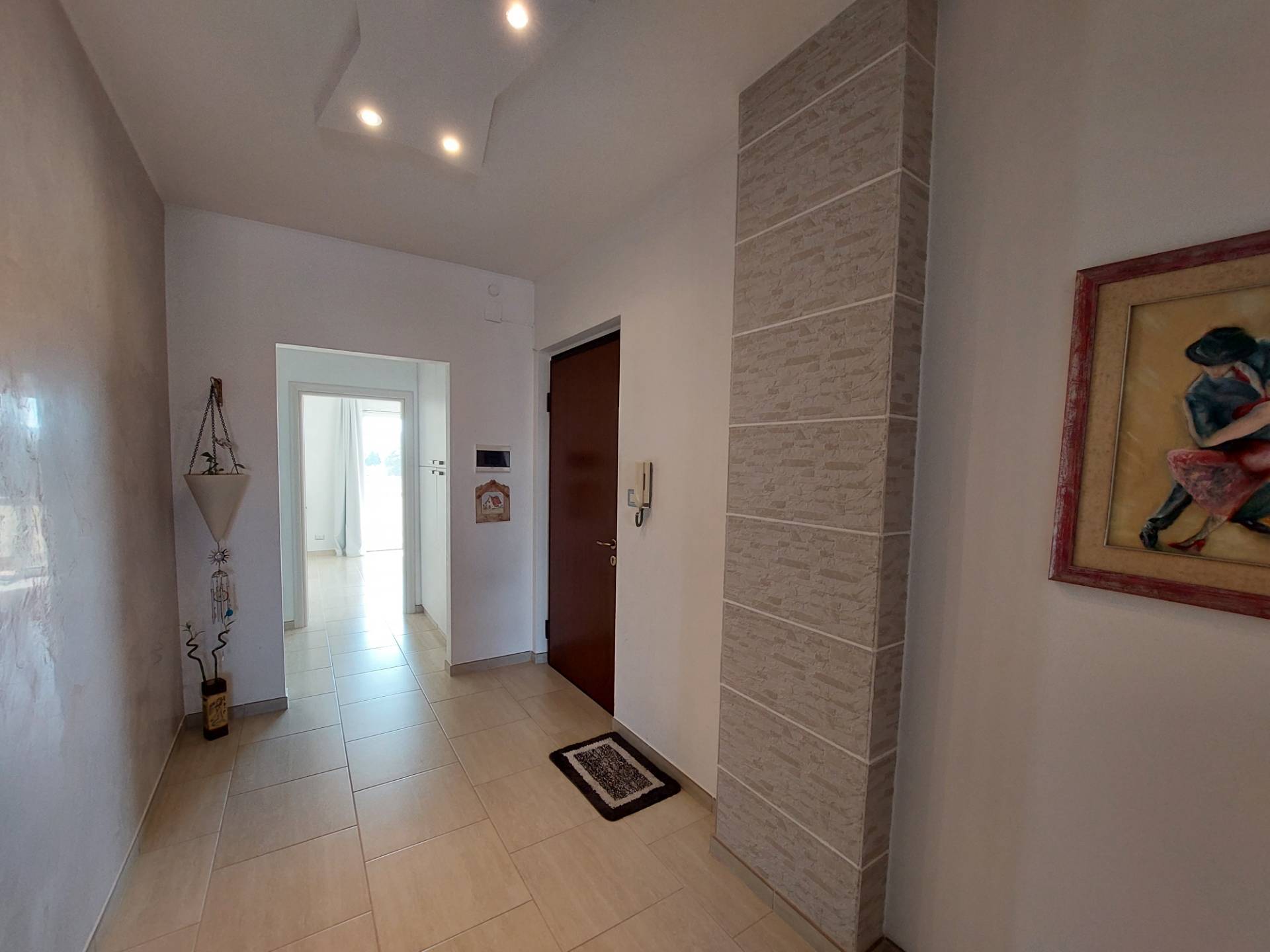 Appartamento in vendita a Giulianova, 5 locali, prezzo € 160.000 | PortaleAgenzieImmobiliari.it