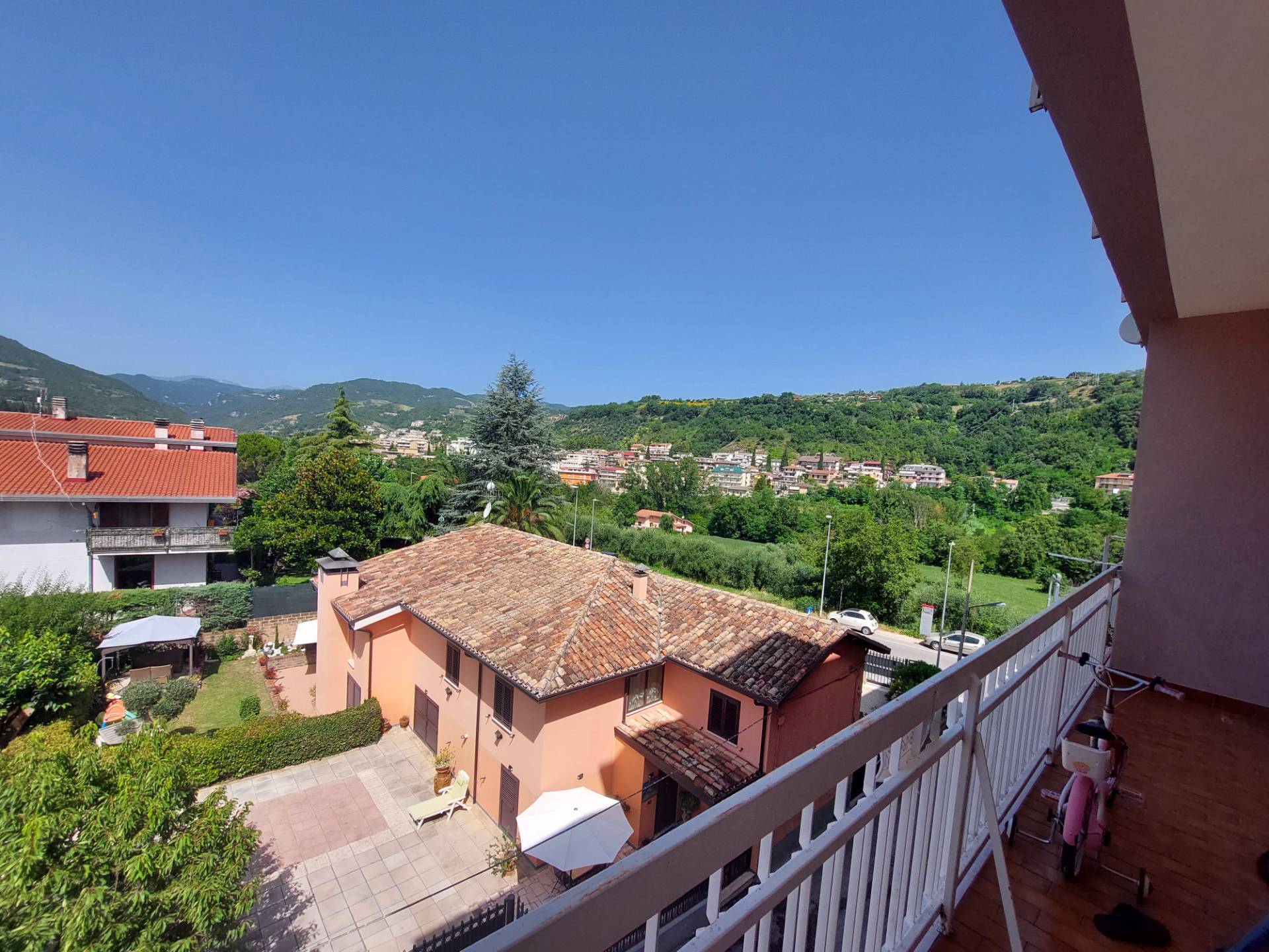 Appartamento in vendita a Montorio al Vomano, 3 locali, prezzo € 89.000 | PortaleAgenzieImmobiliari.it