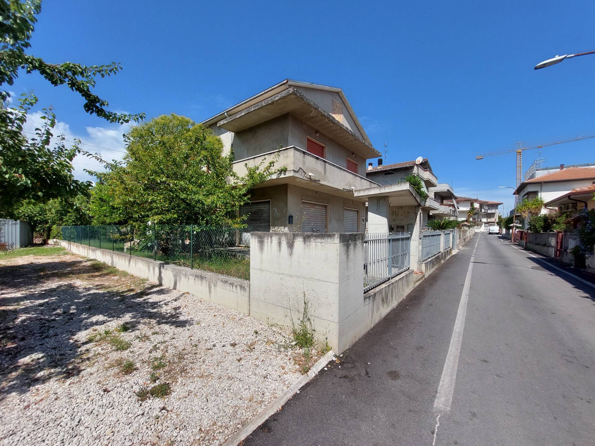 Villa in vendita a Tortoreto, 6 locali, Trattative riservate | PortaleAgenzieImmobiliari.it