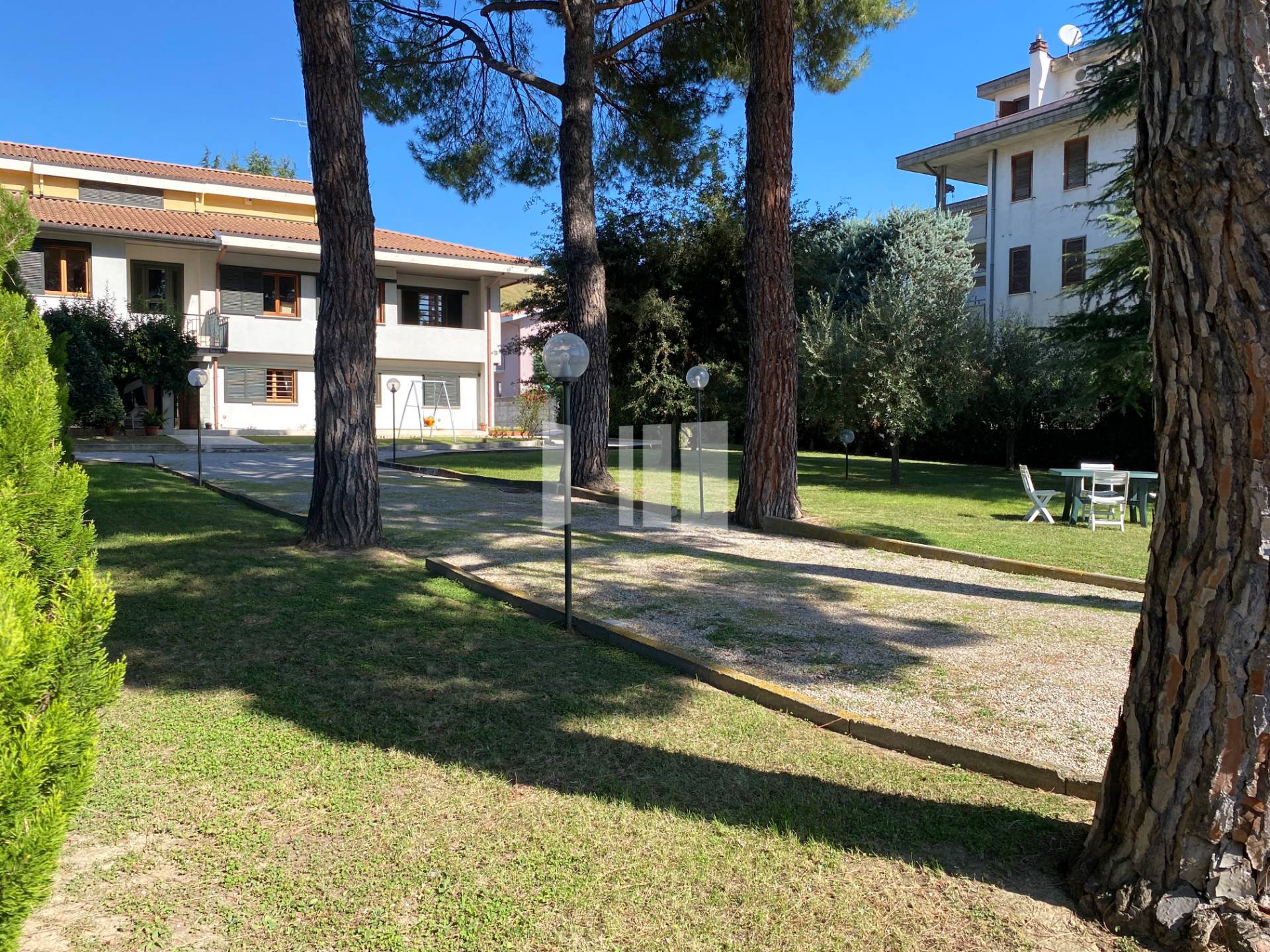 Villa in vendita a Castellalto, 6 locali, zona Località: CastelnuovoVomano, prezzo € 365.000 | PortaleAgenzieImmobiliari.it