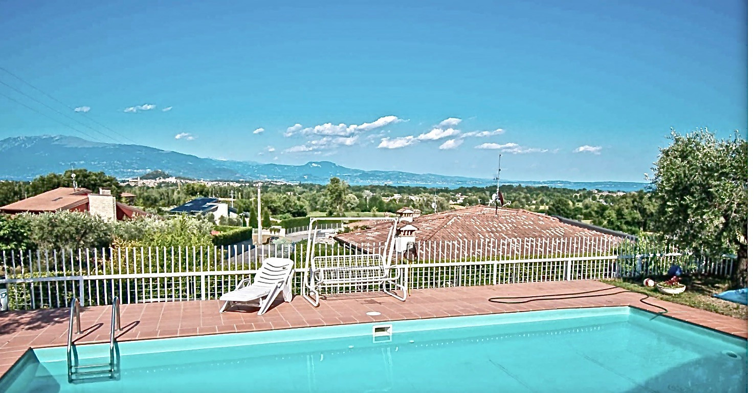Villa in vendita a Soiano del Lago, 8 locali, prezzo € 540.000 | PortaleAgenzieImmobiliari.it