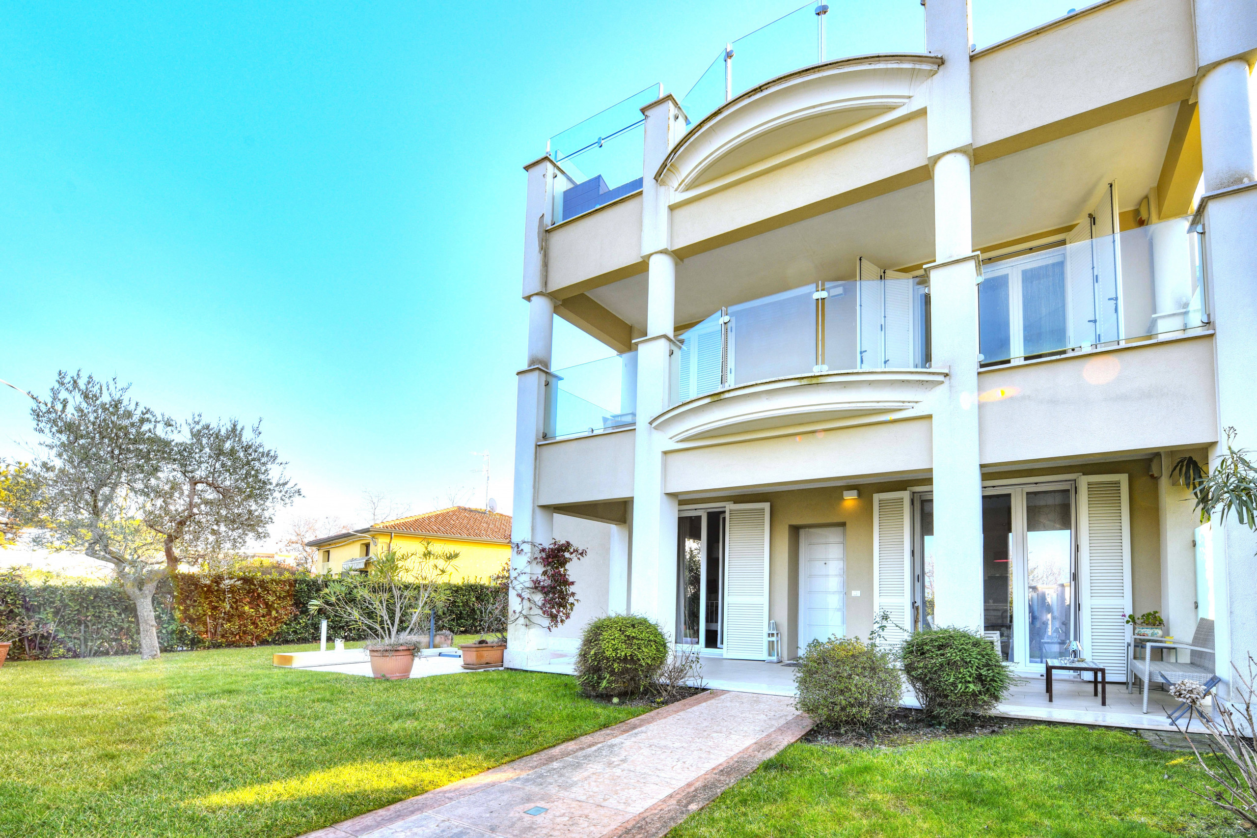 Appartamento in vendita a Peschiera del Garda, 3 locali, zona Località: SanBenedettodiLugana, prezzo € 429.000 | PortaleAgenzieImmobiliari.it