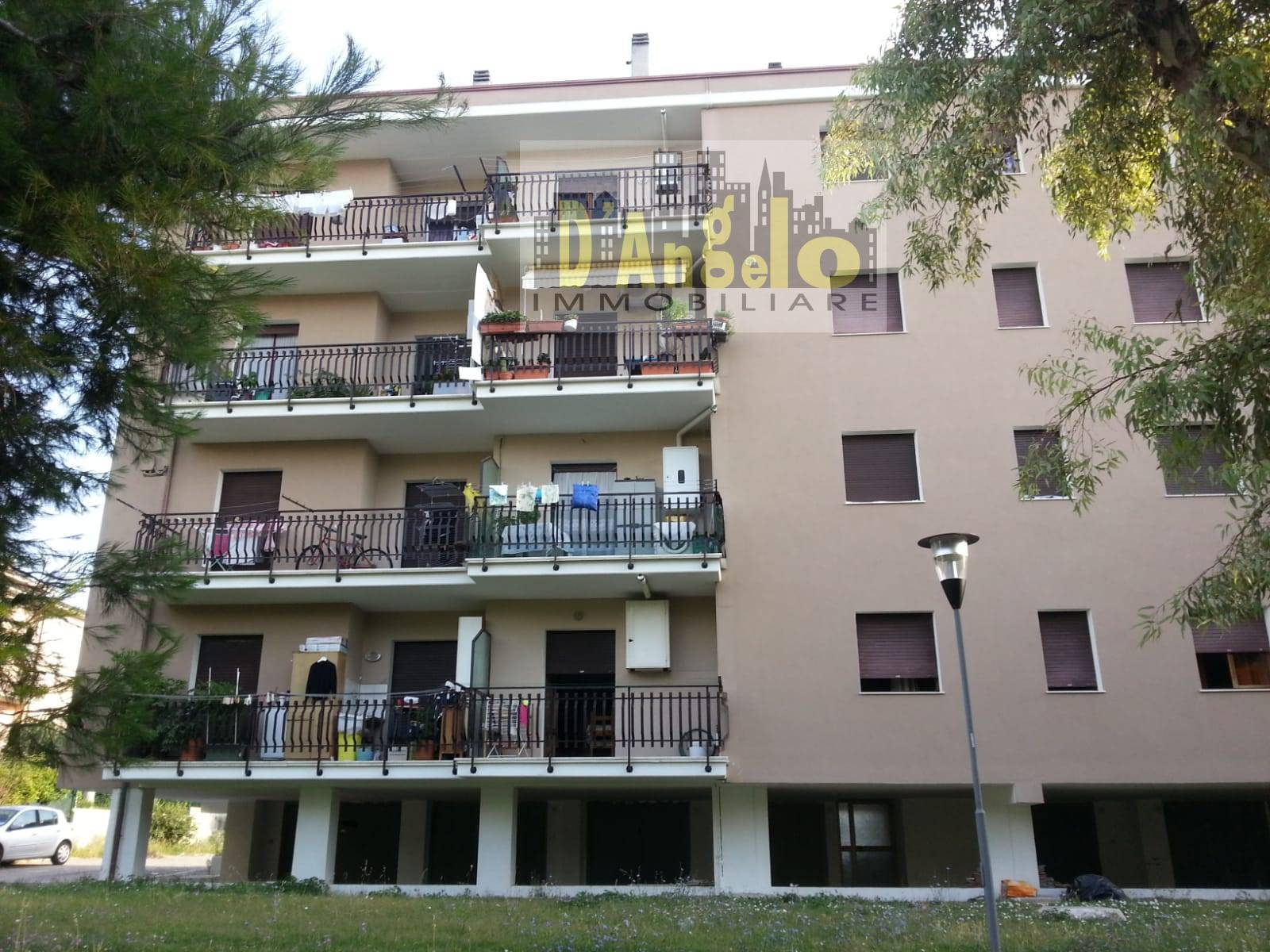 Appartamento in vendita a Grottammare, 5 locali, prezzo € 250.000 | PortaleAgenzieImmobiliari.it