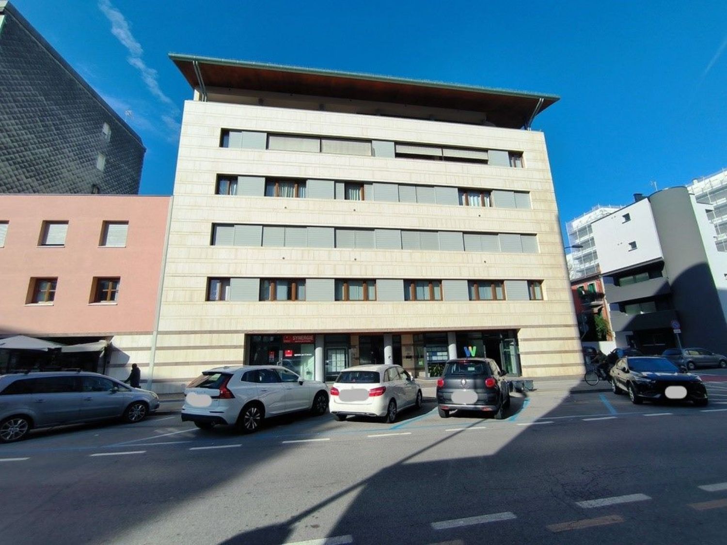 Negozio / Locale in vendita a Pordenone, 9999 locali, zona centro, prezzo € 240.000 | PortaleAgenzieImmobiliari.it