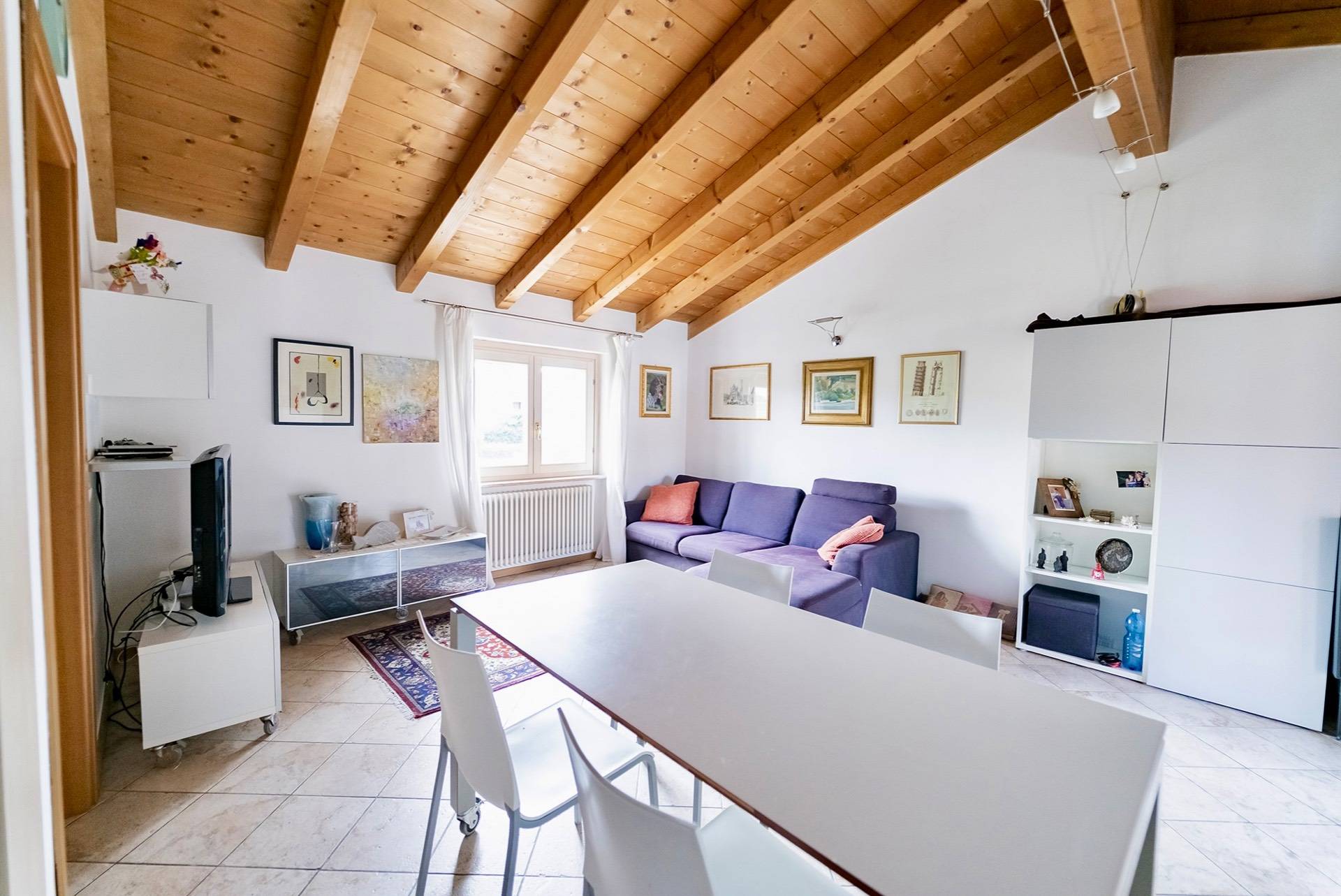 Appartamento in vendita a Valeggio sul Mincio, 3 locali, zona onze, prezzo € 229.000 | PortaleAgenzieImmobiliari.it