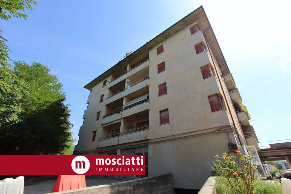 Appartamento in vendita a Cerreto d'Esi, 3 locali, prezzo € 65.000 | PortaleAgenzieImmobiliari.it