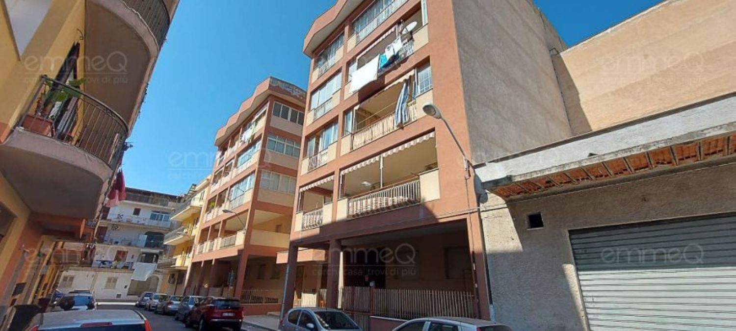 Appartamento in vendita a Bagheria, 5 locali, prezzo € 120.000 | PortaleAgenzieImmobiliari.it