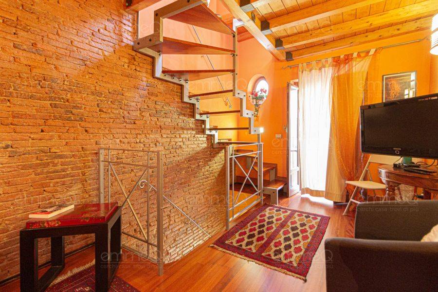 Appartamento in vendita a Castelbuono, 2 locali, prezzo € 94.000 | PortaleAgenzieImmobiliari.it