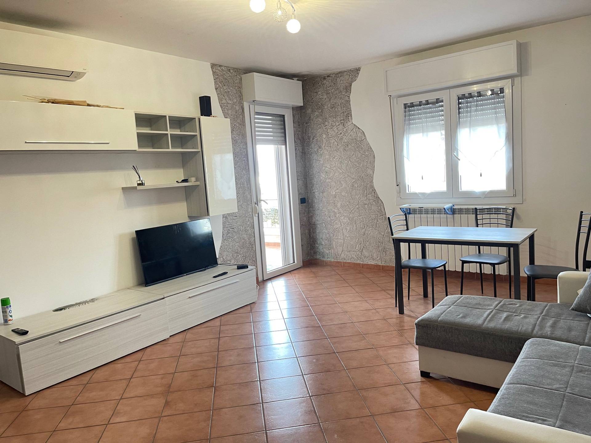 Appartamento in vendita a Pomezia, 2 locali, prezzo € 79.000 | PortaleAgenzieImmobiliari.it