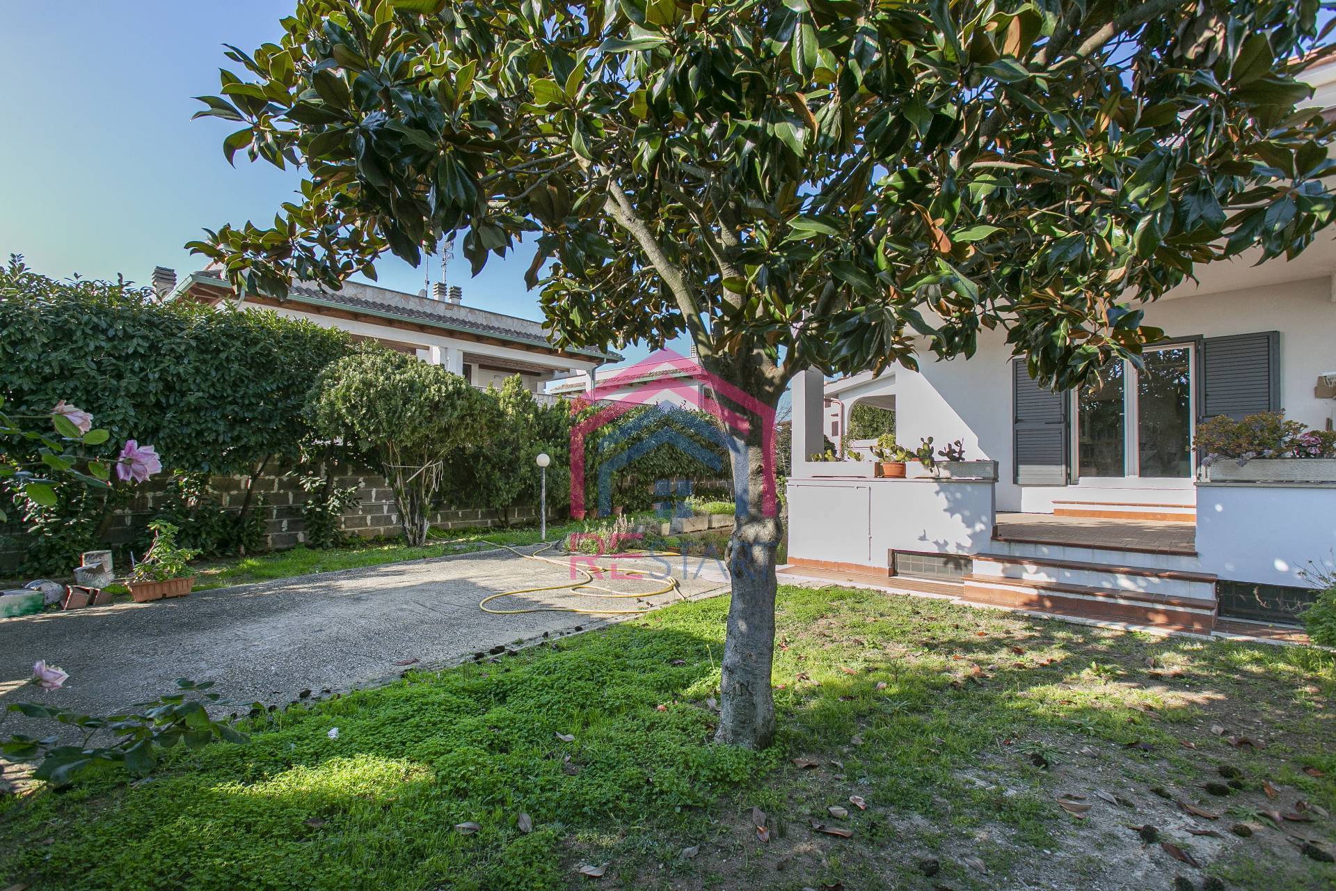 Villa Bifamiliare in vendita a Ardea