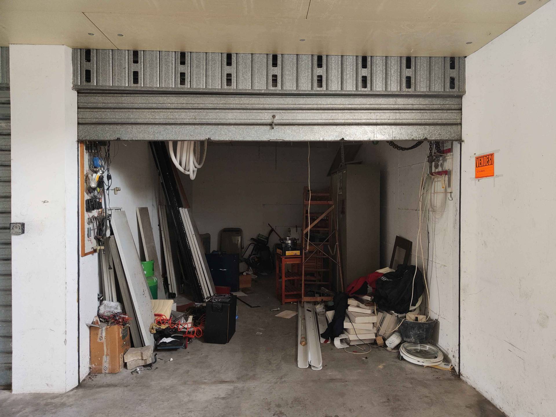 Box / Garage in Vendita a Acquaviva Picena