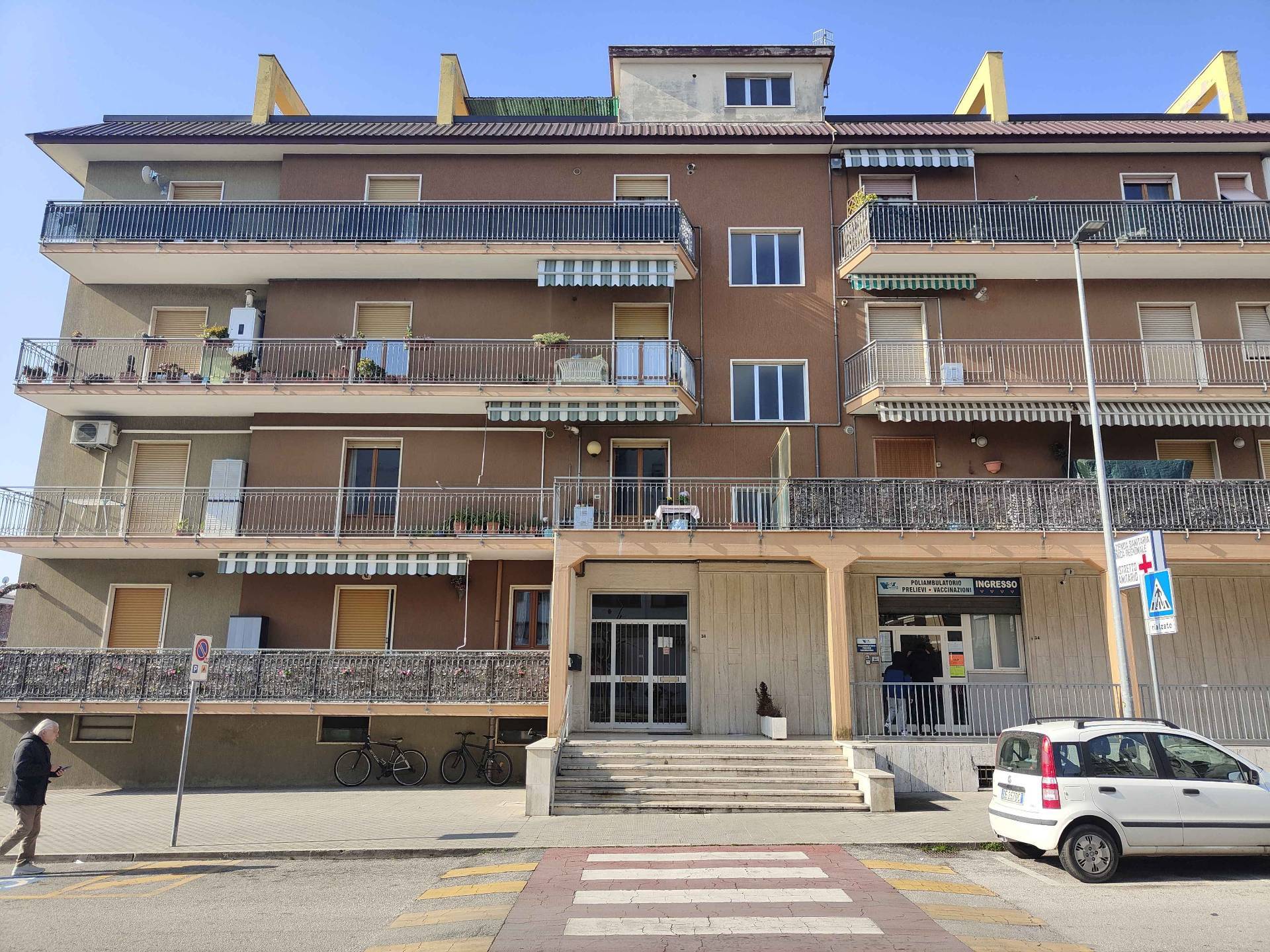 Appartamento in vendita a Monteprandone, 3 locali, zona Località: Centobuchi(sottolaSalaria, prezzo € 72.000 | PortaleAgenzieImmobiliari.it