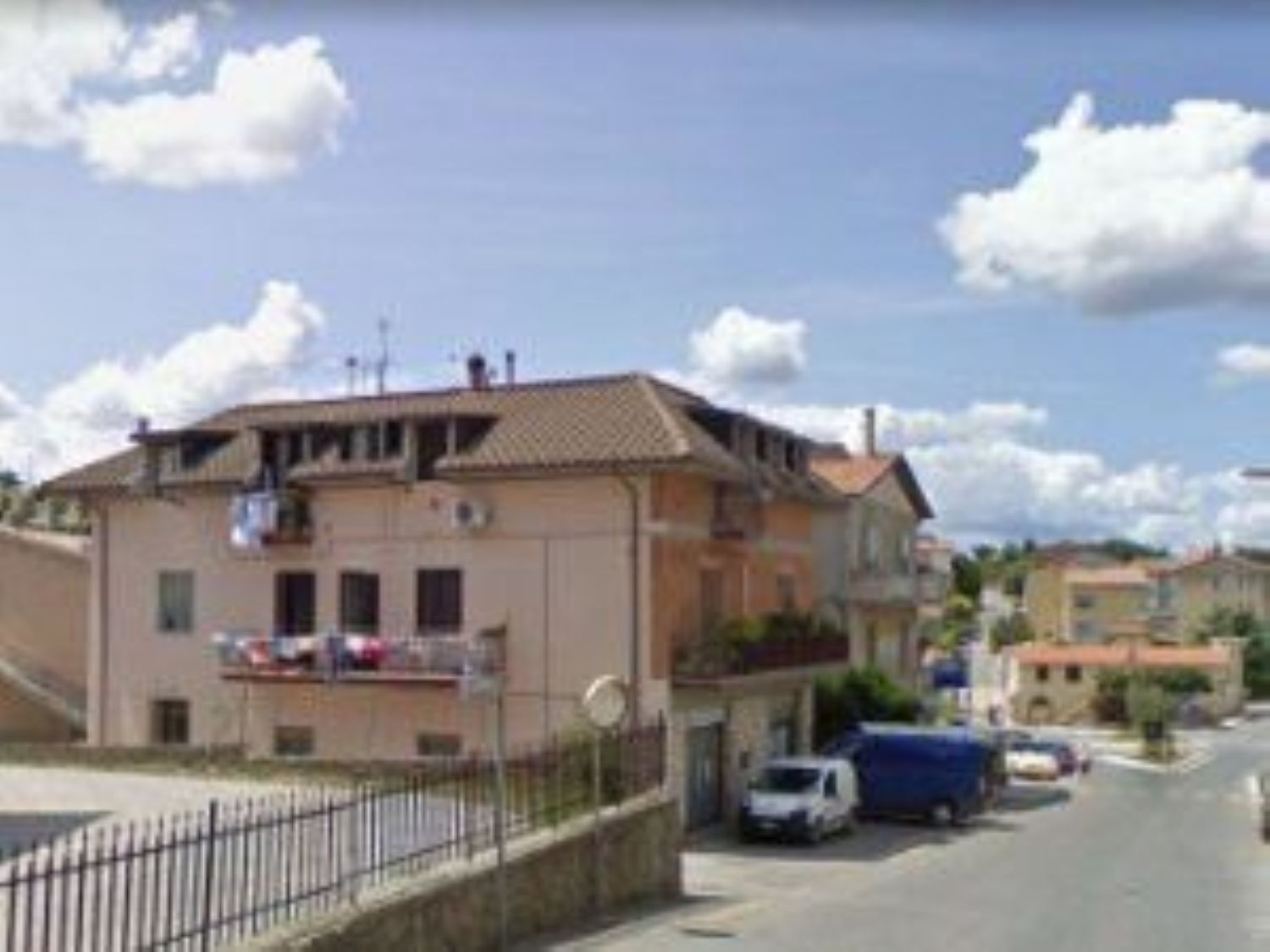Appartamento in vendita a Cinigiano, 6 locali, prezzo € 29.007 | PortaleAgenzieImmobiliari.it
