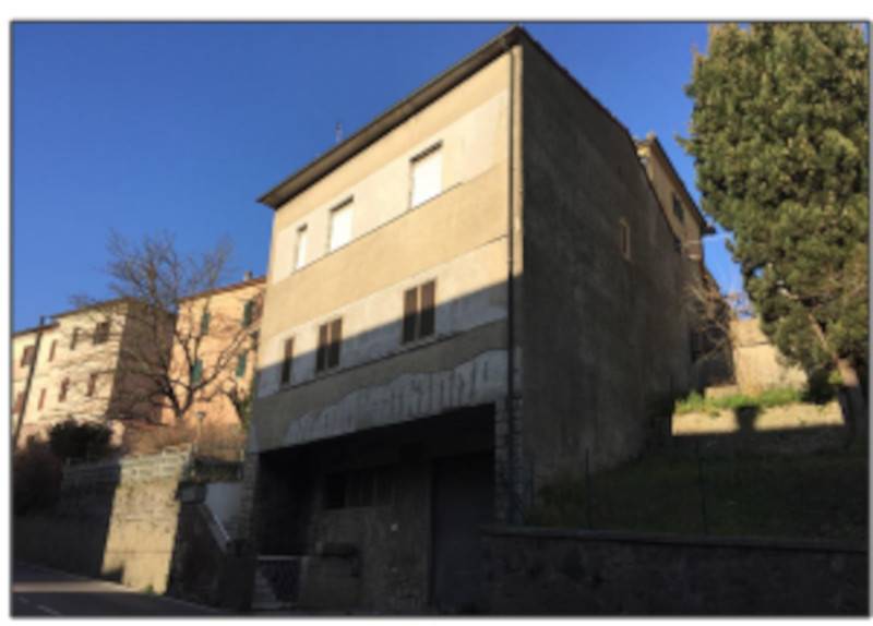 Appartamento in vendita a Arcidosso, 6 locali, prezzo € 35.374 | PortaleAgenzieImmobiliari.it