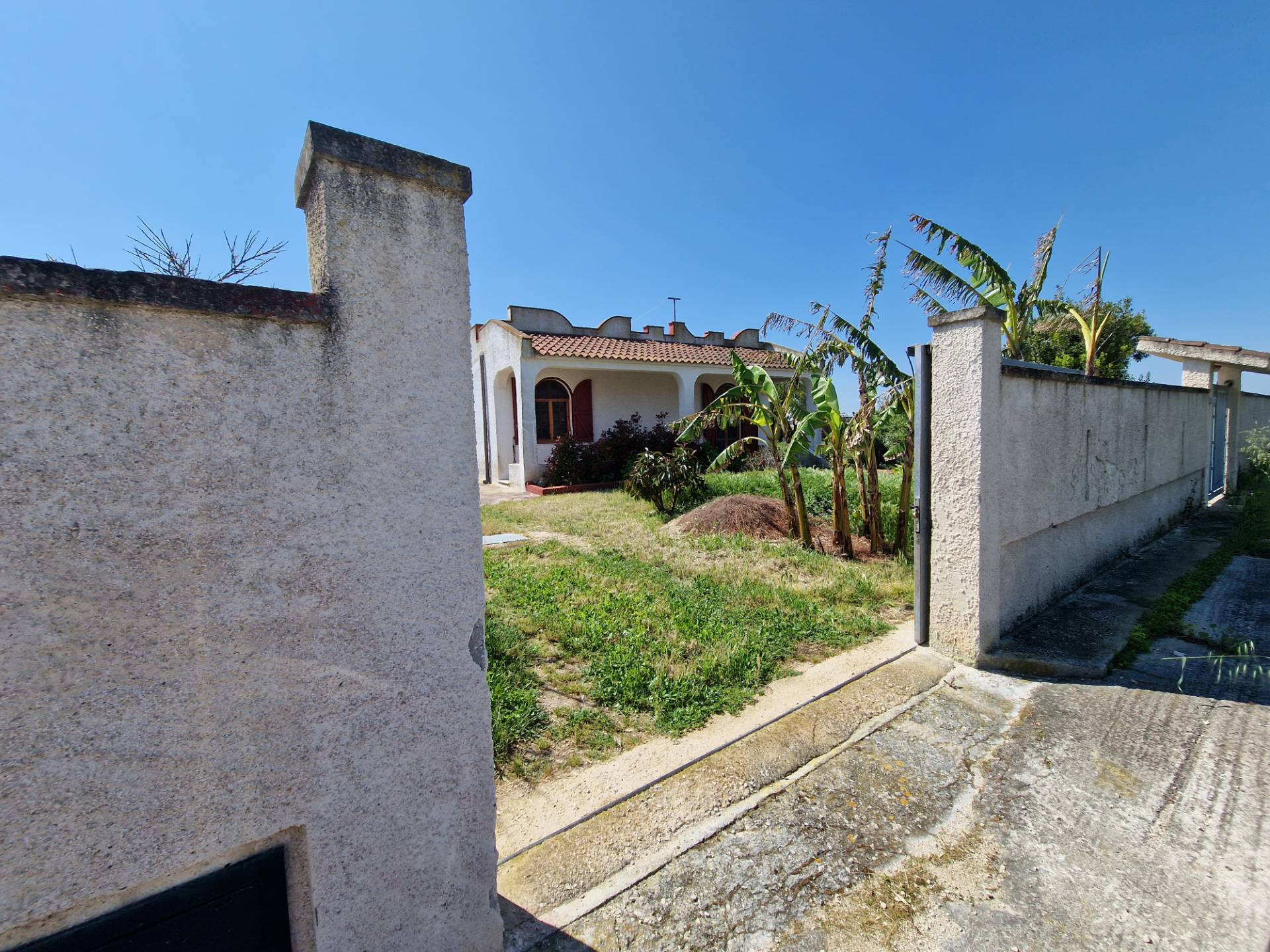 Villa in vendita a San Pietro Vernotico, 3 locali, prezzo € 99.000 | PortaleAgenzieImmobiliari.it
