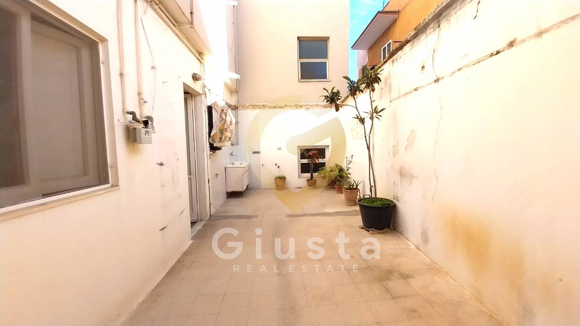 Appartamento in vendita a Brindisi, 3 locali, zona enda, prezzo € 95.000 | PortaleAgenzieImmobiliari.it