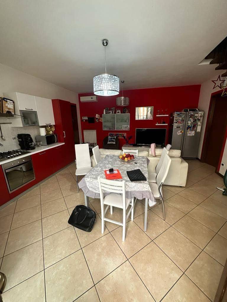 Appartamento in vendita a Castelfranco Emilia, 3 locali, prezzo € 230.000 | PortaleAgenzieImmobiliari.it