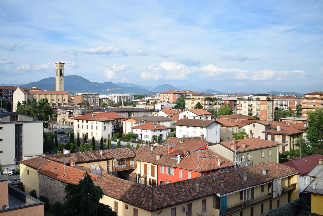 Negozio / Locale in Vendita a Bergamo