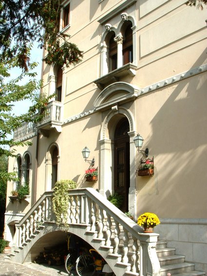 Villa in vendita a Treviso, 8 locali, zona Località: Centrostorico, Trattative riservate | PortaleAgenzieImmobiliari.it