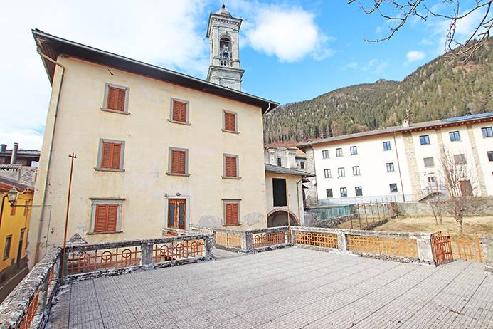 Villa in vendita a Vilminore di Scalve, 27 locali, prezzo € 450.000 | PortaleAgenzieImmobiliari.it