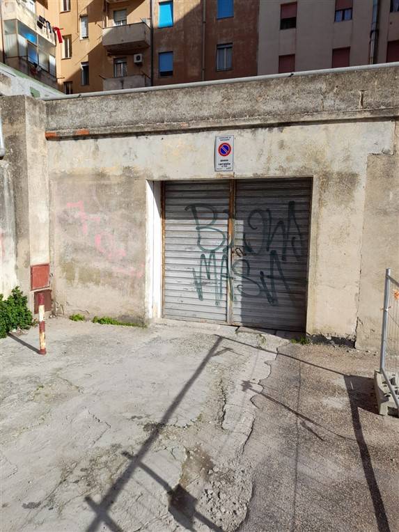 Box / Garage in Vendita a Sassari