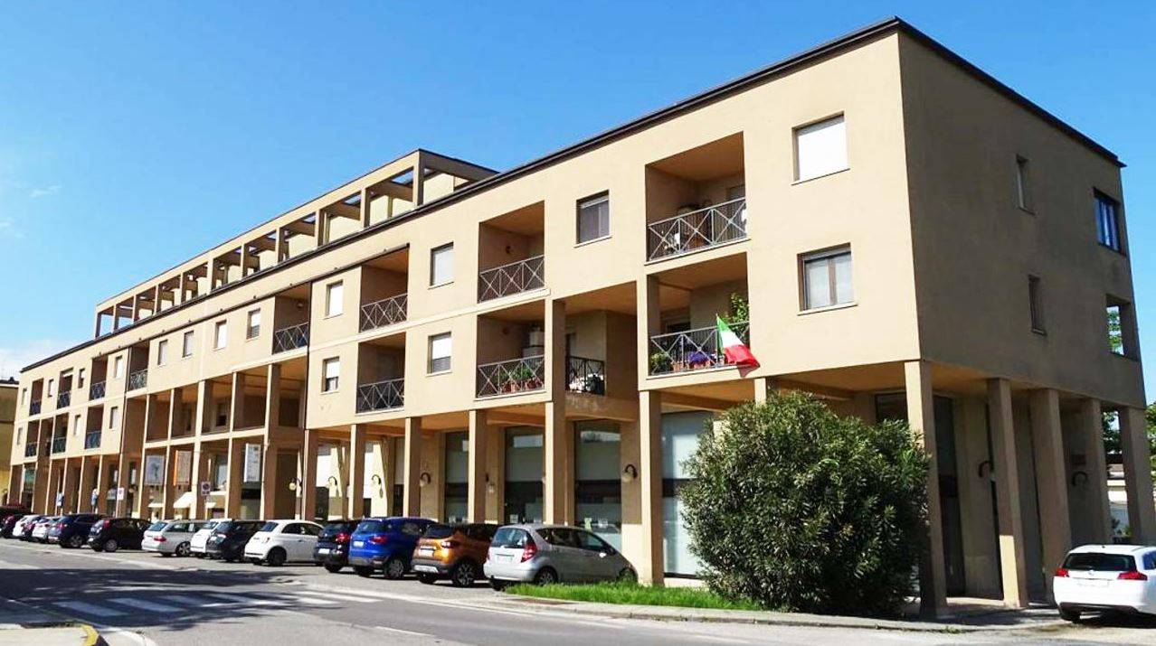 Negozio / Locale in vendita a Mazzano, 3 locali, prezzo € 135.000 | PortaleAgenzieImmobiliari.it