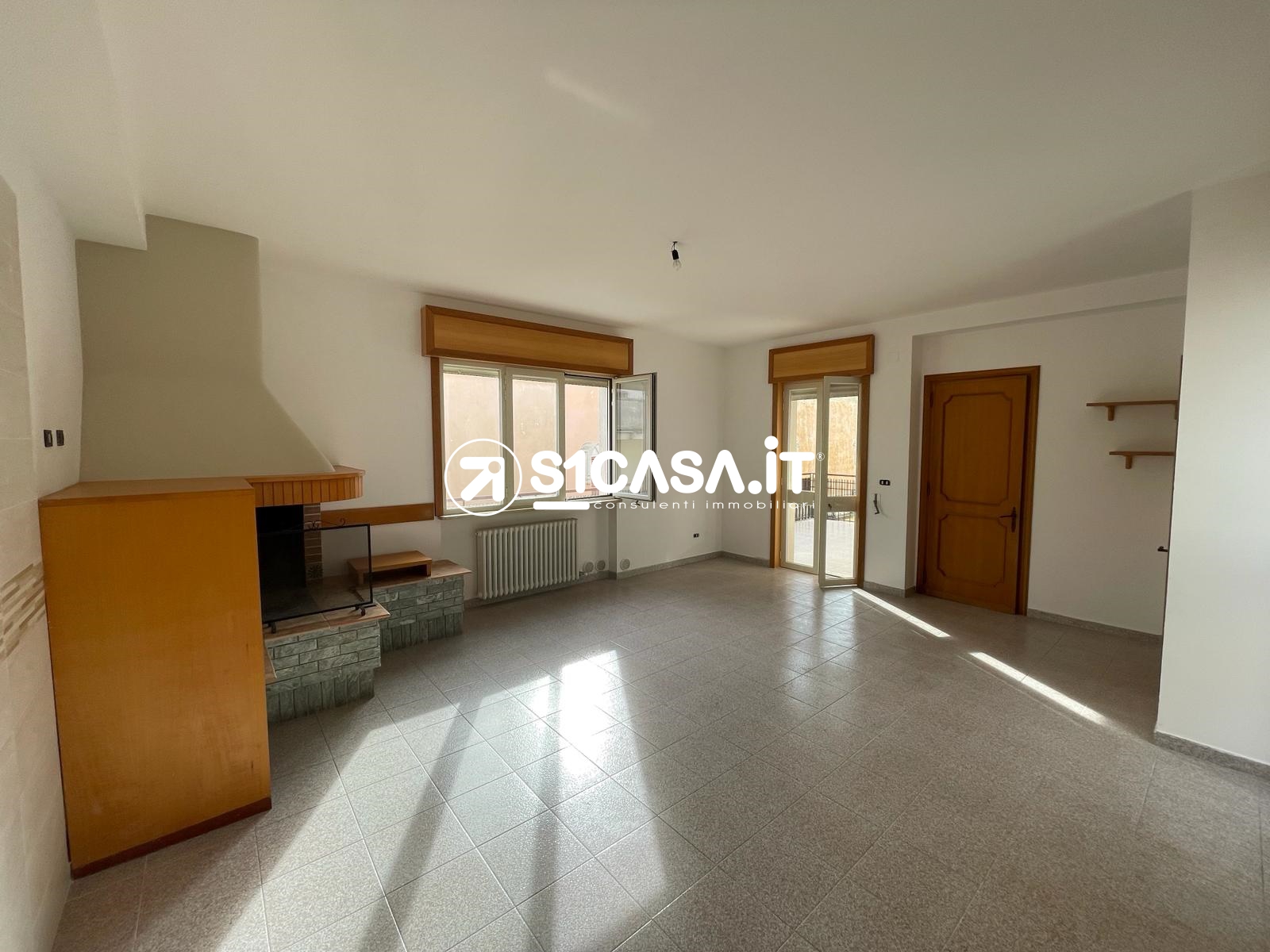 Appartamento in vendita a Galatone, 7 locali, prezzo € 140.000 | PortaleAgenzieImmobiliari.it