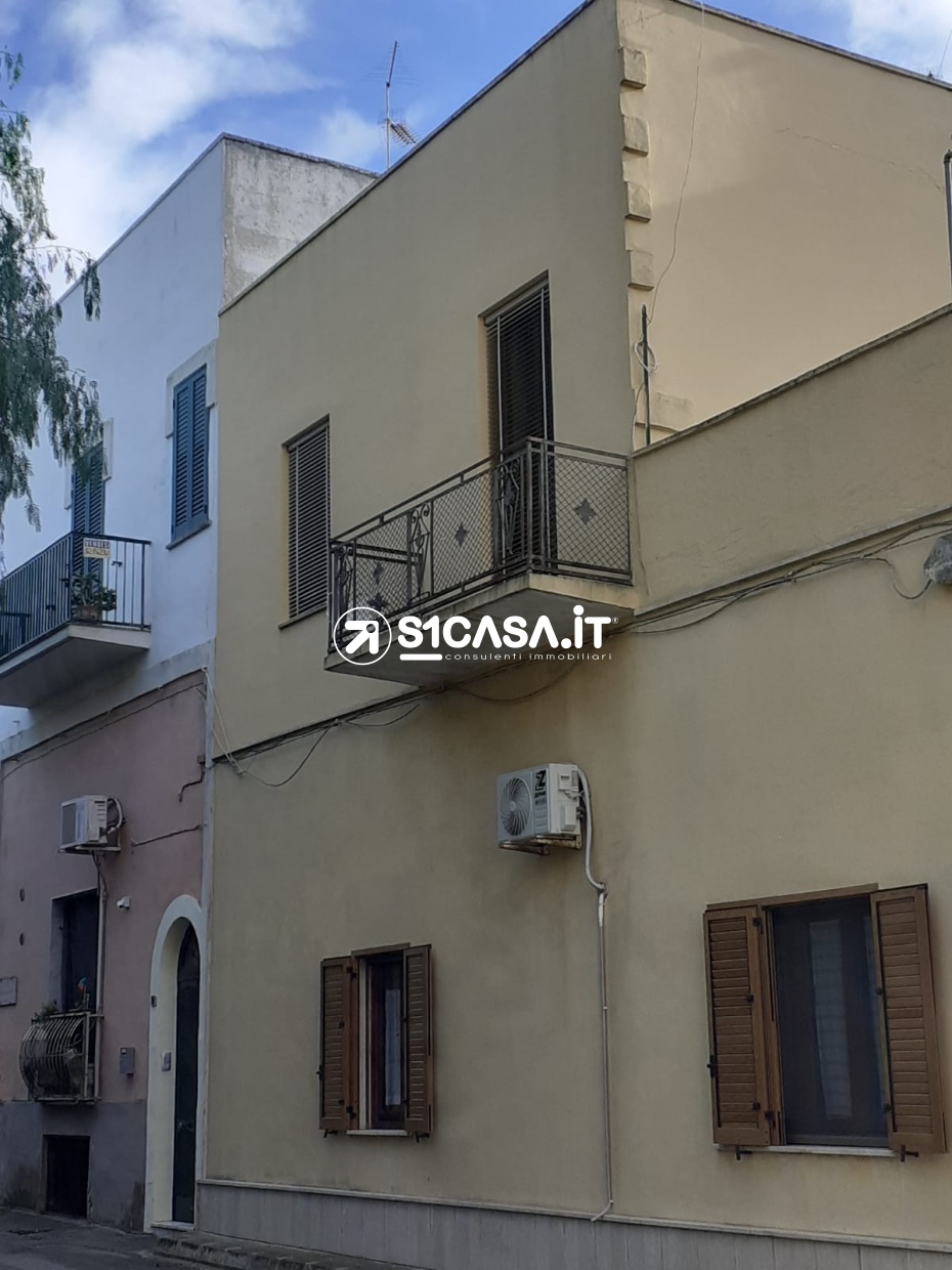 Appartamento in vendita a Galatone, 3 locali, prezzo € 38.000 | CambioCasa.it