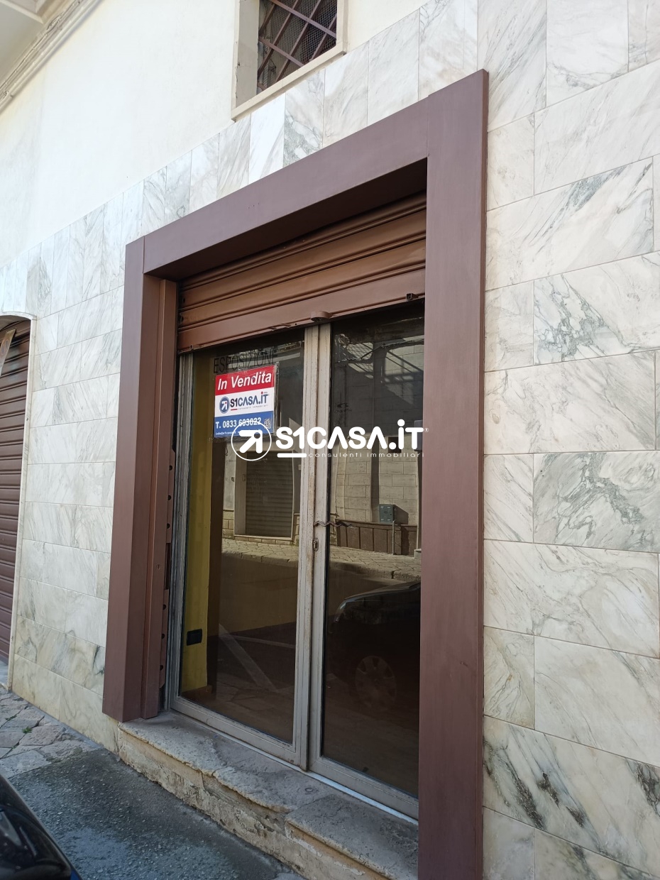 Negozio / Locale in vendita a Galatone, 2 locali, prezzo € 38.000 | PortaleAgenzieImmobiliari.it