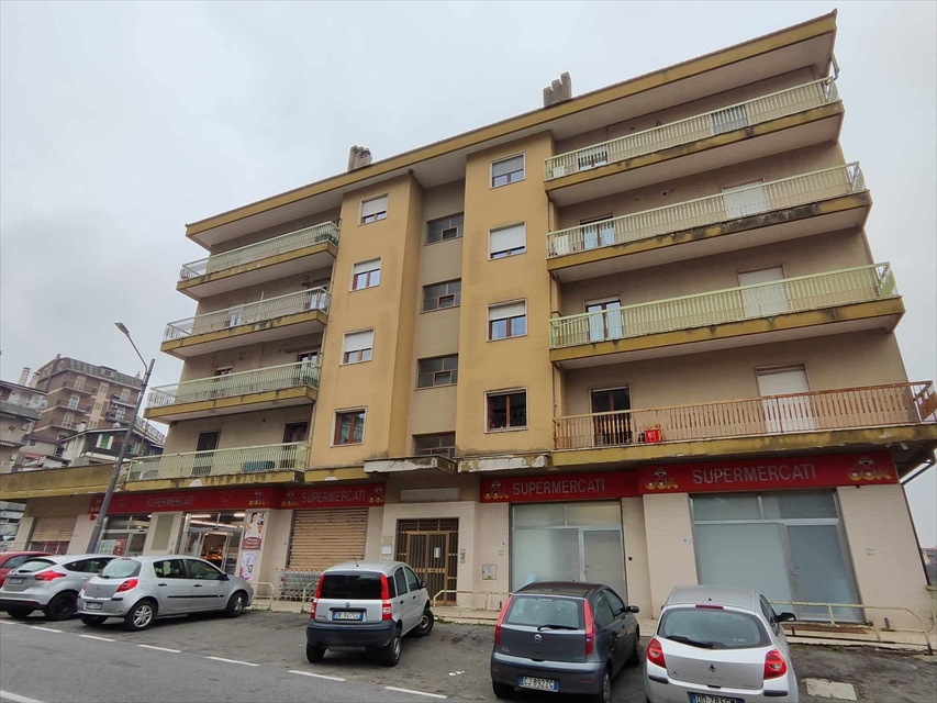 Appartamento in vendita a Rogliano, 4 locali, Trattative riservate | PortaleAgenzieImmobiliari.it
