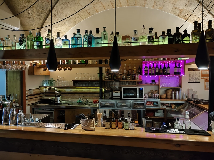 Bar in vendita a Carmiano, 3 locali, Trattative riservate | PortaleAgenzieImmobiliari.it