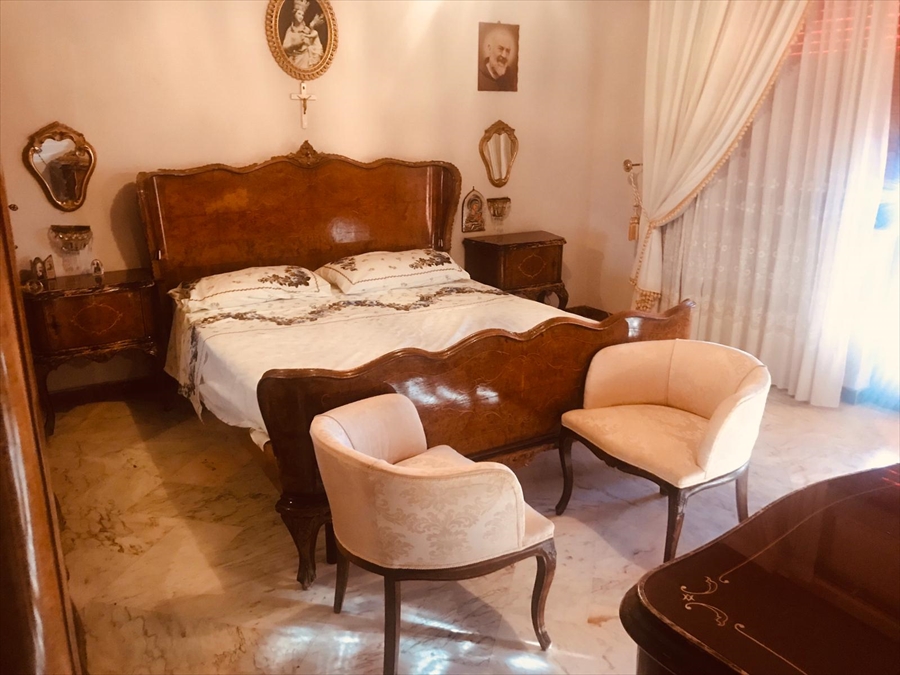 Appartamento in affitto a Trapani, 5 locali, prezzo € 600 | CambioCasa.it