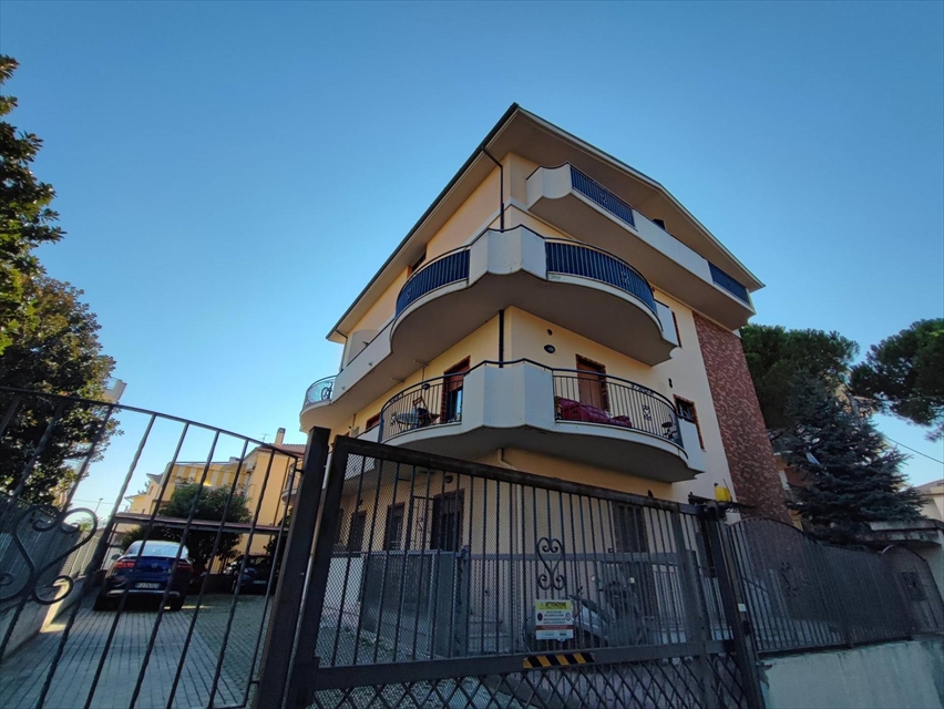 Appartamento in vendita a Pescara, 3 locali, prezzo € 165.000 | PortaleAgenzieImmobiliari.it