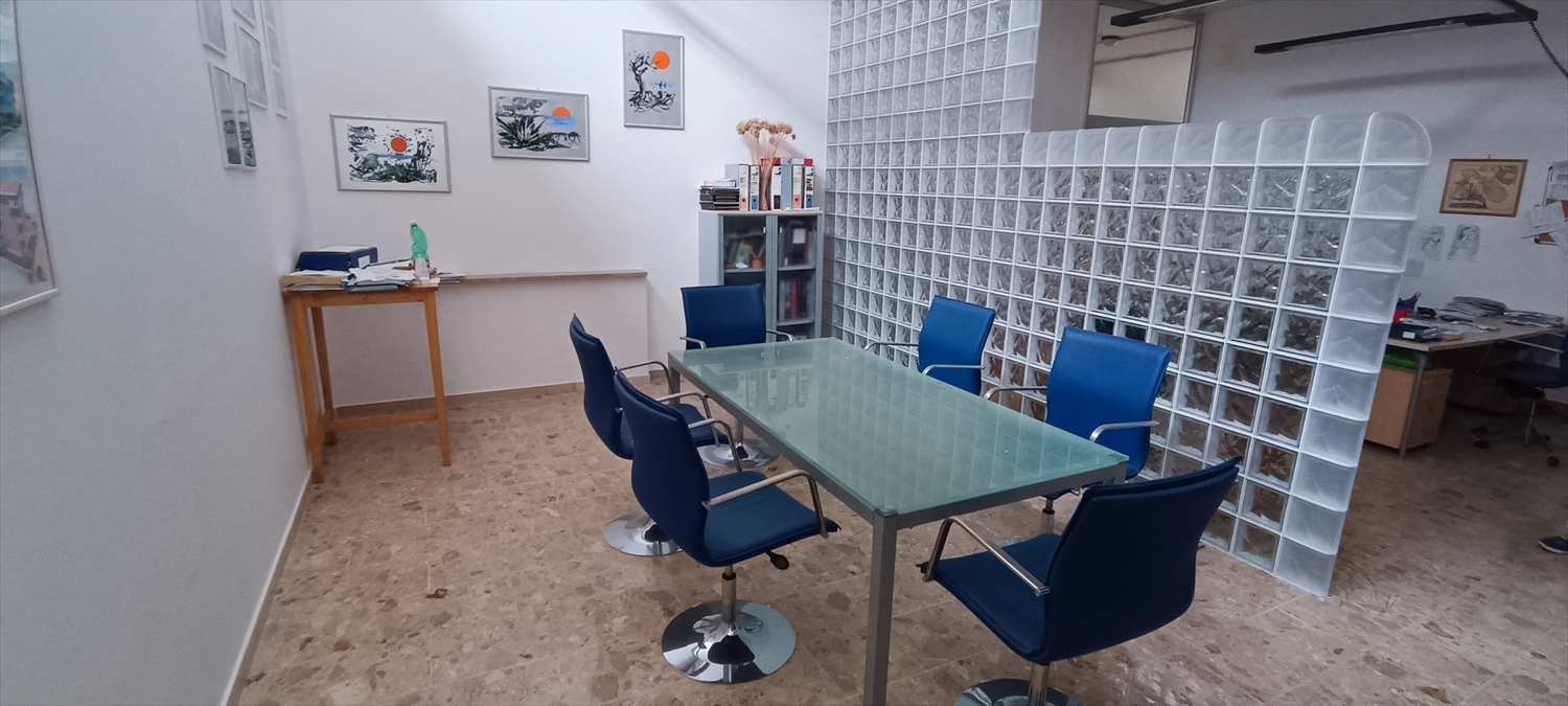Ufficio / Studio in affitto a Chieti, 3 locali, prezzo € 500 | PortaleAgenzieImmobiliari.it