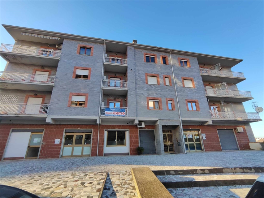 Appartamento in vendita a Rogliano, 4 locali, Trattative riservate | PortaleAgenzieImmobiliari.it