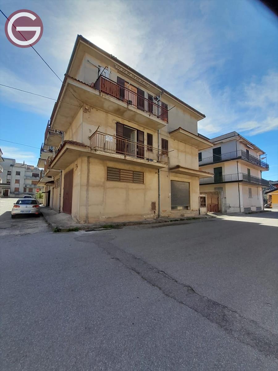Appartamento in vendita a Cittanova, 9999 locali, prezzo € 115.000 | PortaleAgenzieImmobiliari.it