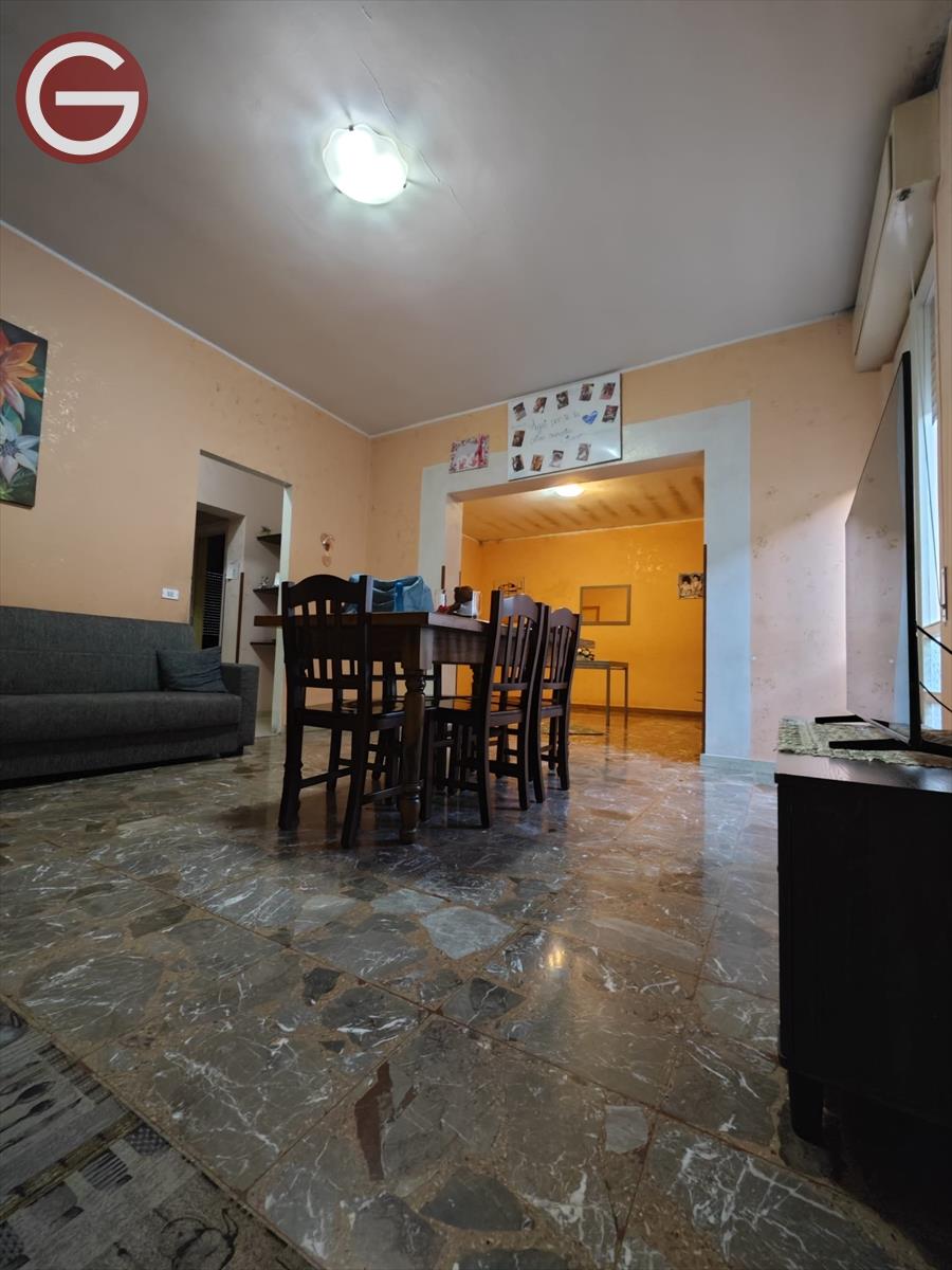 Appartamento in vendita a Taurianova, 9999 locali, prezzo € 70.000 | PortaleAgenzieImmobiliari.it