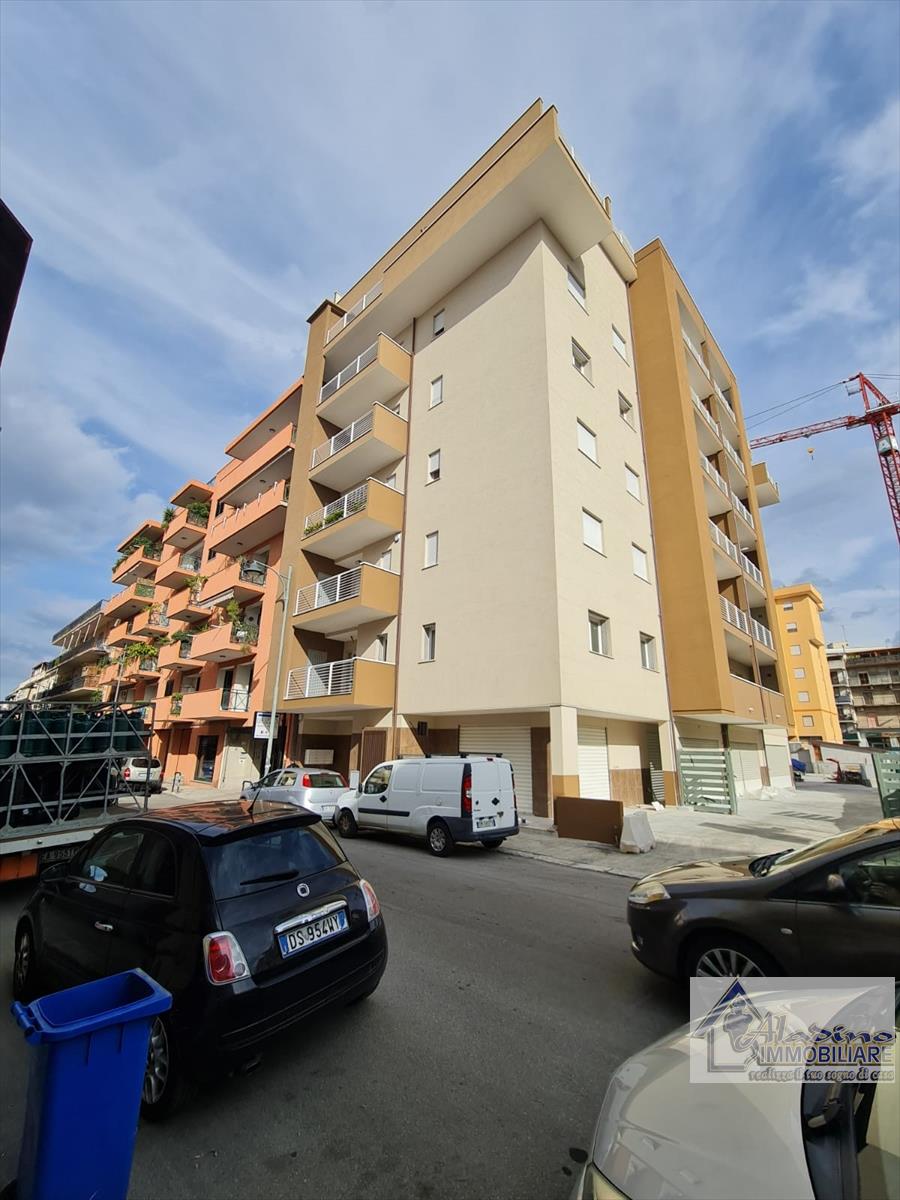 Appartamento in vendita a Reggio Calabria, 3 locali, prezzo € 155.000 | PortaleAgenzieImmobiliari.it