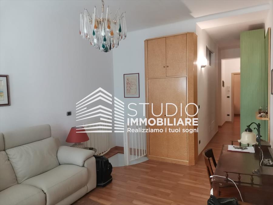 Appartamento in vendita a Ruvo di Puglia, 3 locali, prezzo € 107.000 | PortaleAgenzieImmobiliari.it