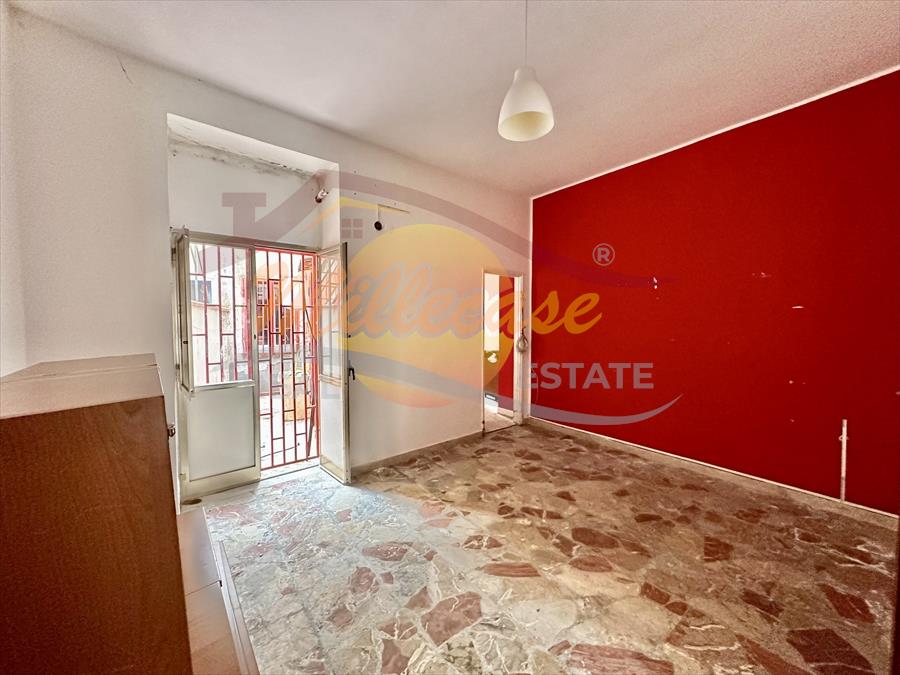 Appartamento in vendita a Priolo Gargallo, 3 locali, prezzo € 38.000 | PortaleAgenzieImmobiliari.it