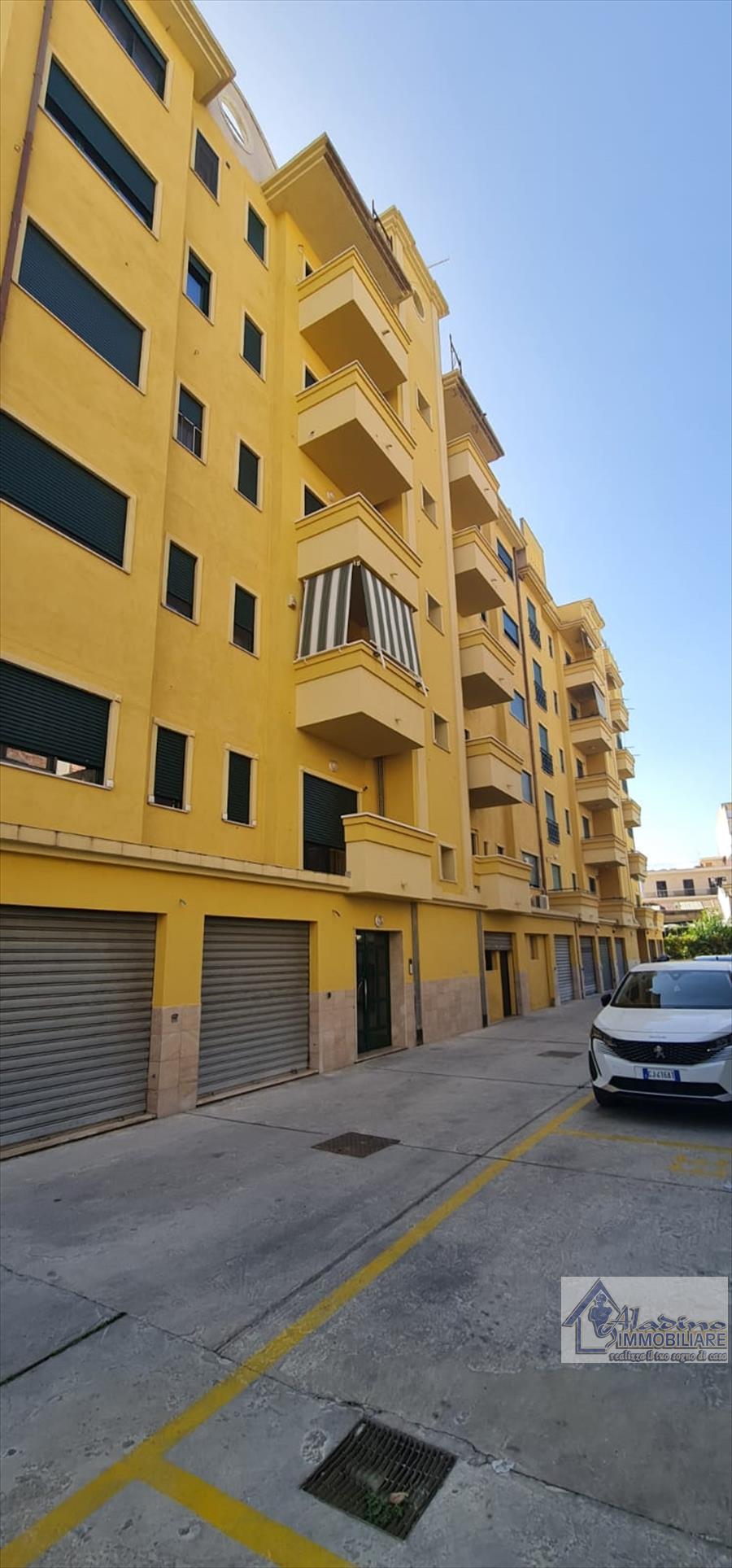 Appartamento in vendita a Reggio Calabria, 4 locali, prezzo € 135.000 | PortaleAgenzieImmobiliari.it