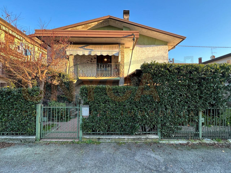 Villa in vendita a Mestrino, 4 locali, zona Località: Mestrino, prezzo € 229.000 | PortaleAgenzieImmobiliari.it