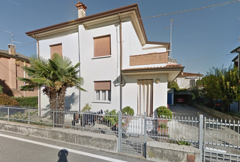 Villa Bifamiliare in vendita a Bovolone - Zona: Bovolone - Centro