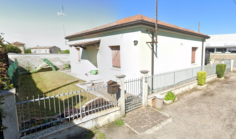 Villa in vendita a Bovolone, 3 locali, zona Località: Bovolone, prezzo € 139.000 | PortaleAgenzieImmobiliari.it