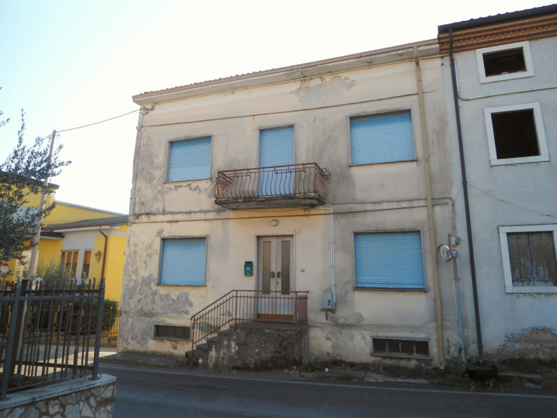 Villa in vendita a Monteforte d'Alpone, 4 locali, zona noligo, prezzo € 56.000 | PortaleAgenzieImmobiliari.it